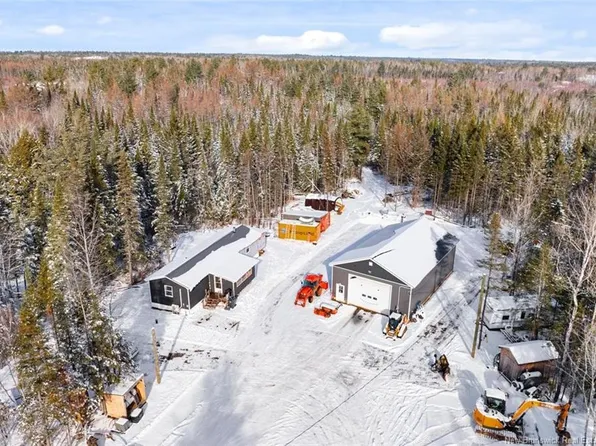 166 Slope Rd, Minto, NB E4B 3G6
