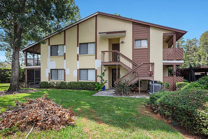 2 bed, 2.0 bath, 1060 sqft, $2,450 — Photo 2