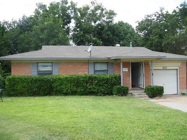 1st image of 1819 Kirkwood Dr