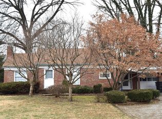 1809 McClintock Ave, Belleville, IL 62221