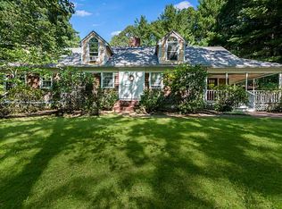 550 Black Plain Rd, North Smithfield, RI 02896