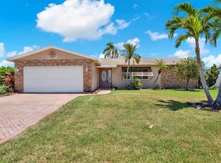 11628 Grove St, Seminole, FL 33772