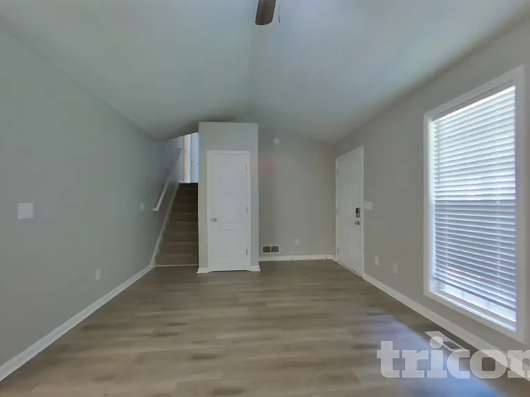 7 Adair Cv — Photo 3