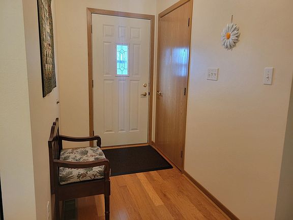 3rd image of 1940 23rd St #18