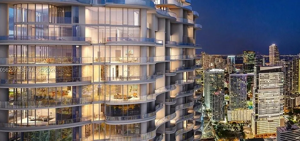 1000 Brickell Plz #2301