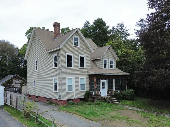 43 Lincoln St, Greenfield, MA 01301