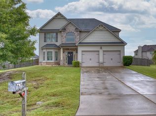 6 Moss Oak Dr, Fort Mitchell, AL 36856