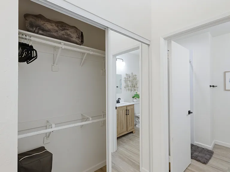 437 Norfolk Dr — Photo 84