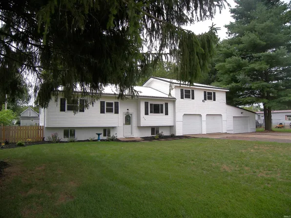 316 E Williams St, Milford, IN 46542