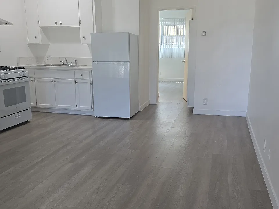 3829 Inglewood Blvd #10