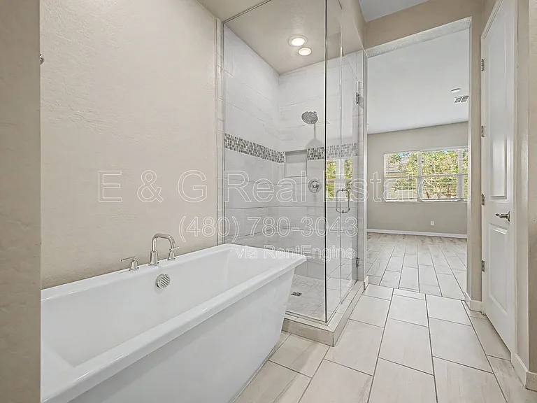 1899 N 140th Dr — Photo 14
