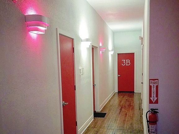 2nd image of 314 S Hamilton St APT 2C