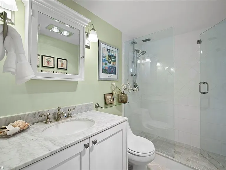 1977 Gulf Shore Blvd N #401 — Photo 13