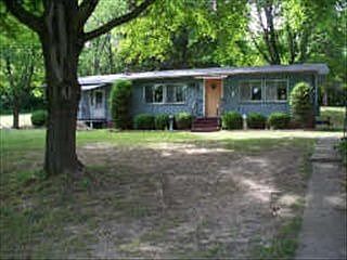 1st image of 49 Eastman Ave