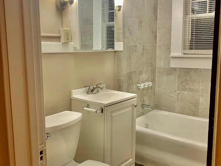 Tipperary Hill Apartments — Photo 4