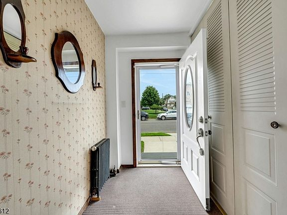 2nd image of 204 Tontine Ave