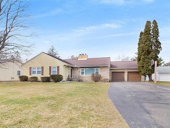 2nd image of 2824 Lee Willa Dr