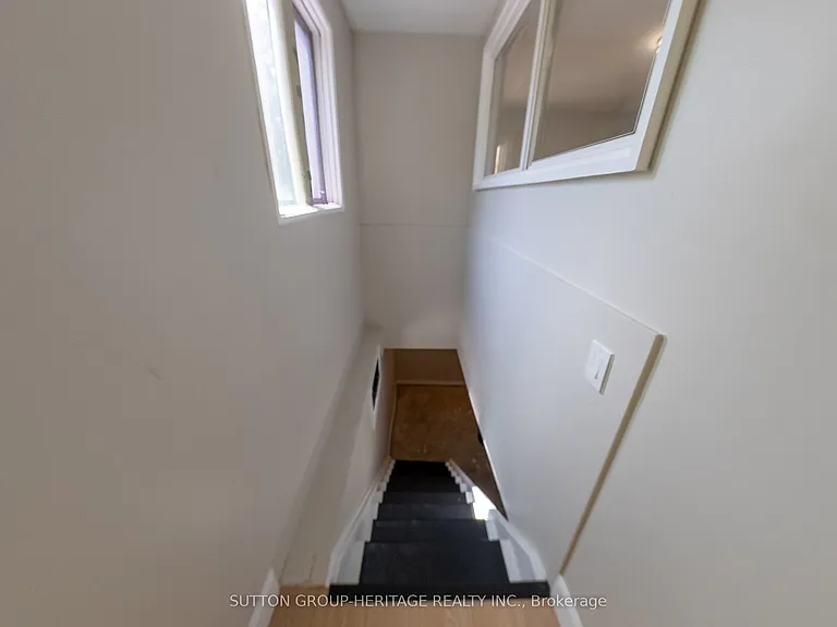 661 Annland St — Photo 18