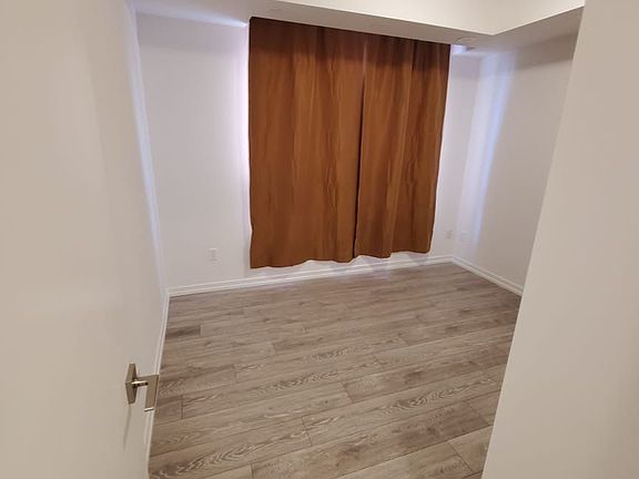 3rd image of 22 Lytham Green Cir #13