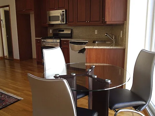Sold by Fillmore | media 1
