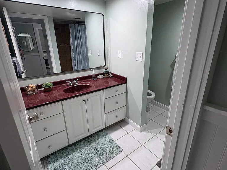 2700 N Shore Dr #F-20 — Photo 14