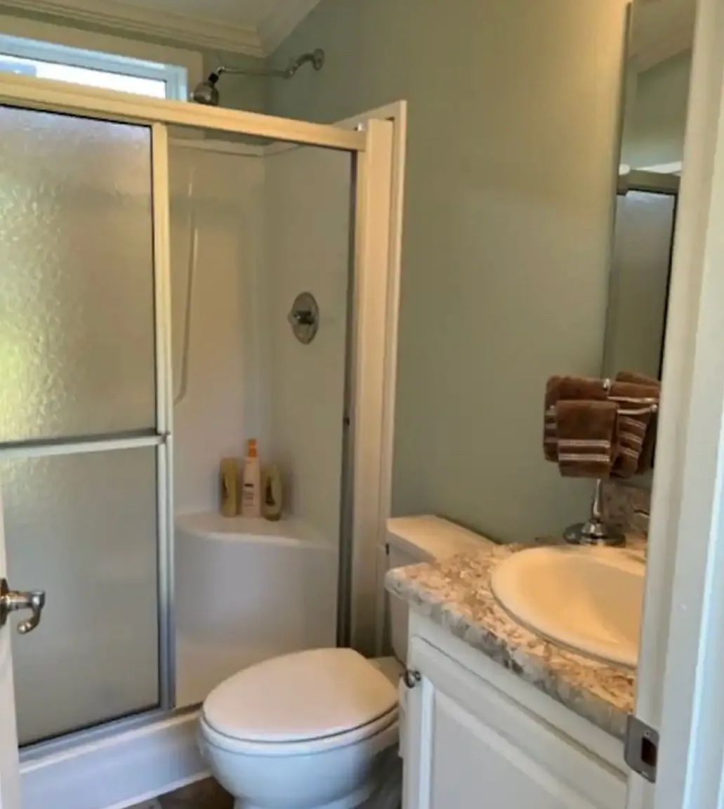 116 Mobile Ave — Photo 2