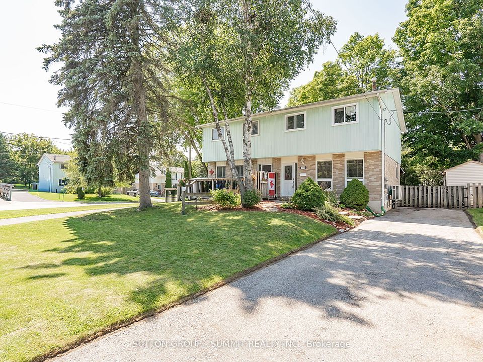 1st image of 306 Oakwood Ct