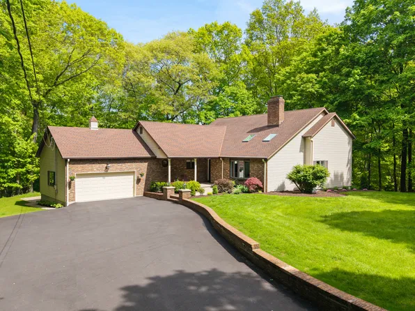 15 Ball Pond Road, Danbury, CT 06811