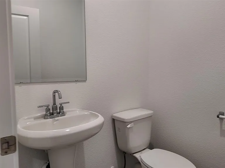 15035 Rustic Moon Rd — Photo 3