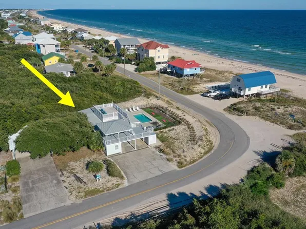 1181 W Gorrie Dr, Eastpoint, FL 32328