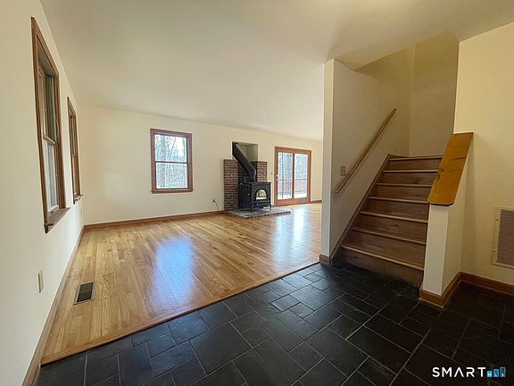 4th image of 1315 Purchase Brook Rd