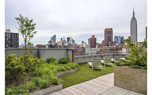 Sold by Douglas Elliman | media 21