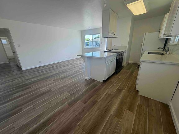 2nd image of 1368 Branham Ln Unit 4