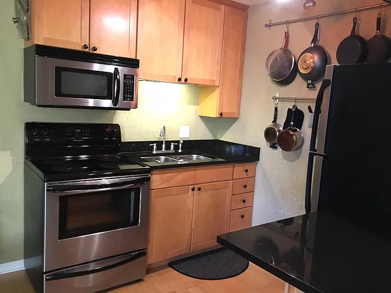 3018 Aldrich Ave S — Photo 3