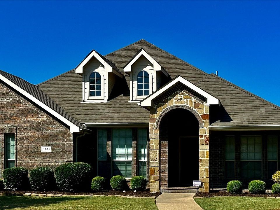 1st image of 1511 Whitaker Way