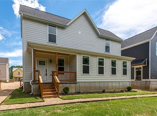 3179 W Tulsa St, Fayetteville, AR 72704