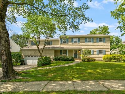 5 Village Cir, Mendham, NJ, 07945