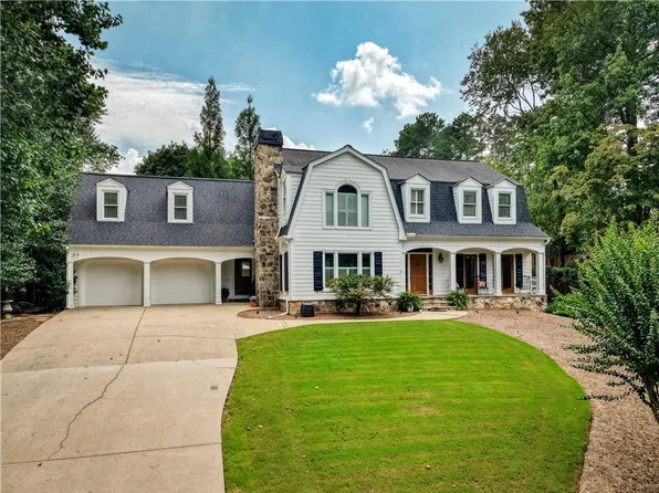 210 Hampstead Ct, Johns Creek, GA 30097