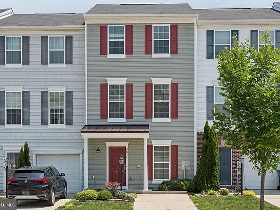 2nd image of 20954 Brunswick Ln