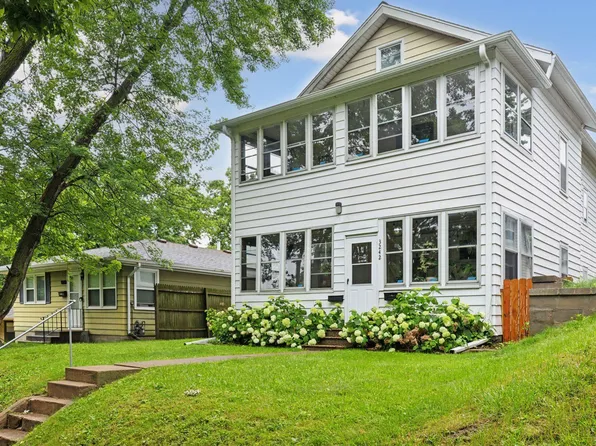 3242 Hayes St NE, Minneapolis, MN 55418