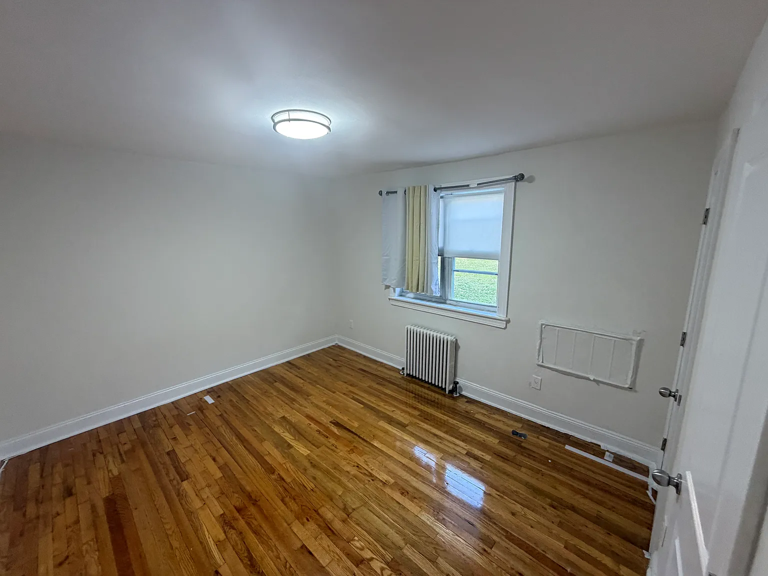 1 bed, 850 sqft, $2,700 — Photo 2