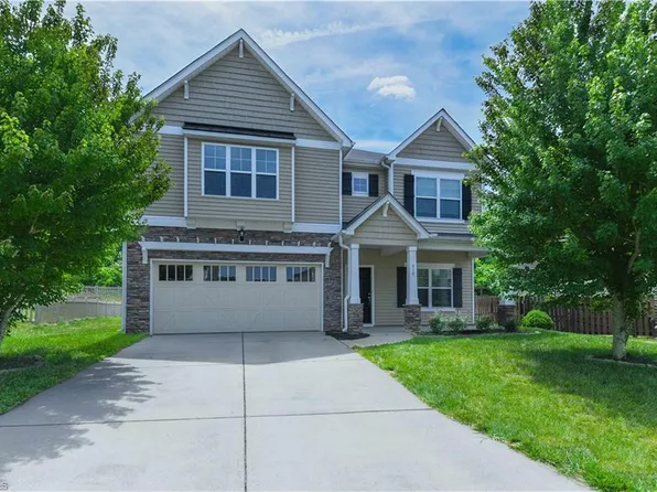 717 Nellie Gray Pl, Whitsett, NC 27377