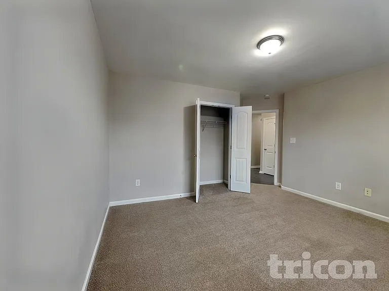 295 New Castle Ln — Photo 14