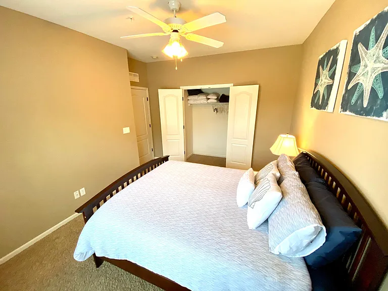 Upper Monarch Cove Dr — Photo 11