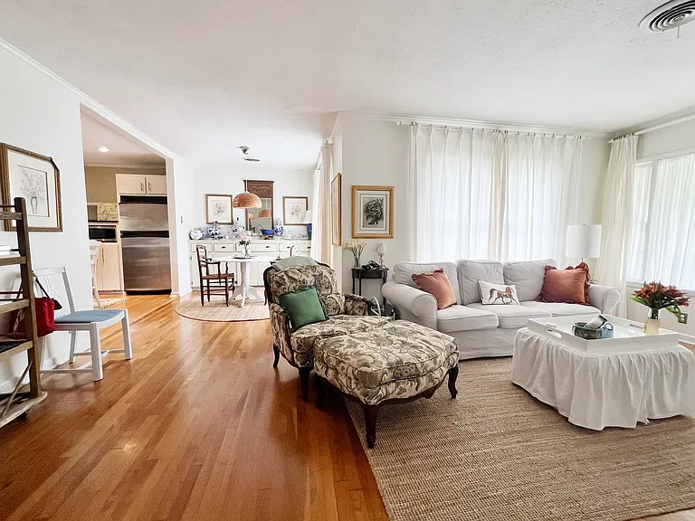1508 Ash St — Photo 3