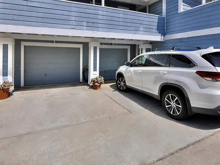 529 Fern Gln — Photo 35