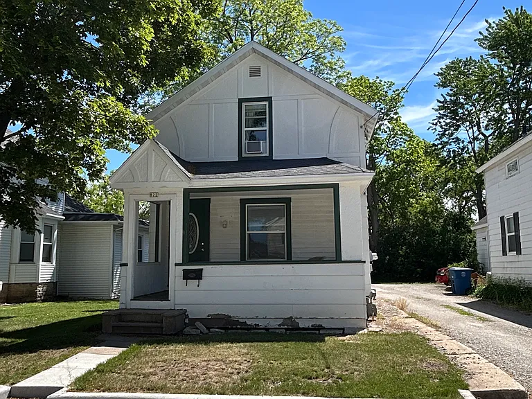 822 Cherry St — Photo 1