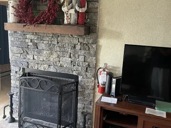 (undisclosed Address), Banner Elk, NC 28604