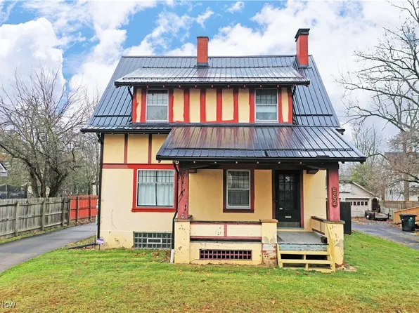 562 Belmont Ave NE, Warren, OH 44483