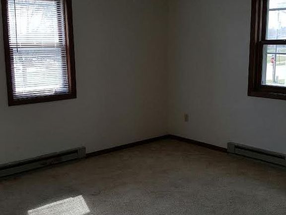 3rd image of 1810 N 10th Ave #5